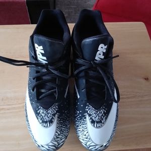 NIKE FastFlex Cleats Worn Once